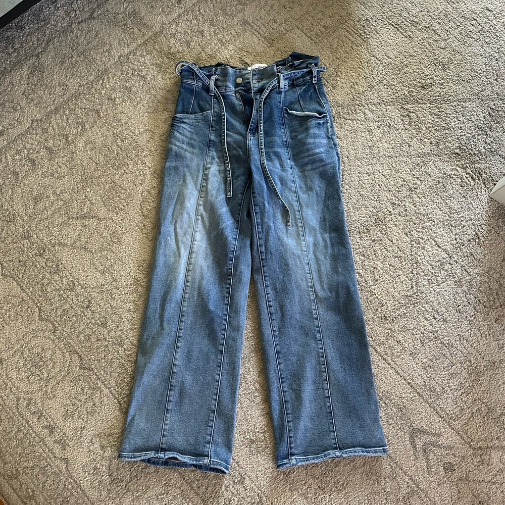 Stylish Vervet Los Angeles High-Waisted Blue Wide-Leg Jeans